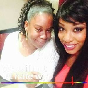 Meet your Posher, Roxanne